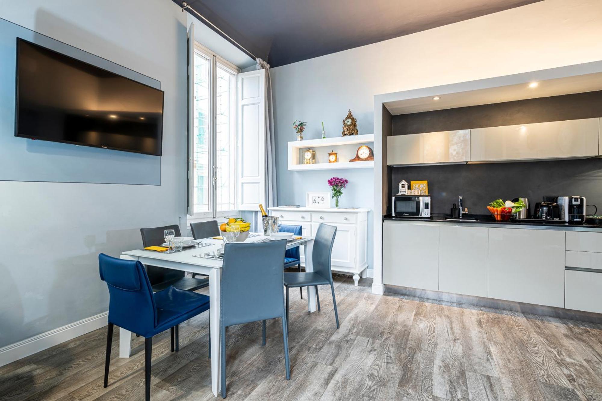 Cherubini Palace Thematic Apartment Флоренция Экстерьер фото