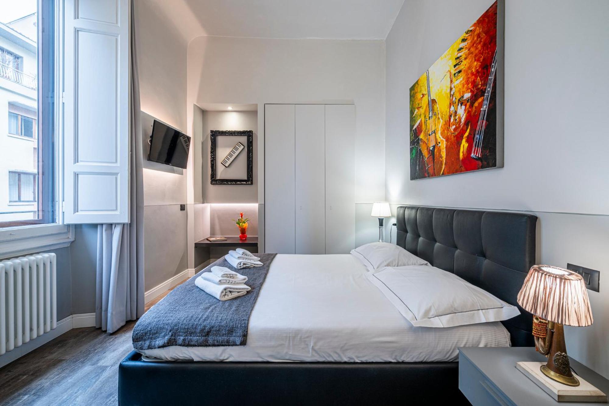 Cherubini Palace Thematic Apartment Флоренция Экстерьер фото