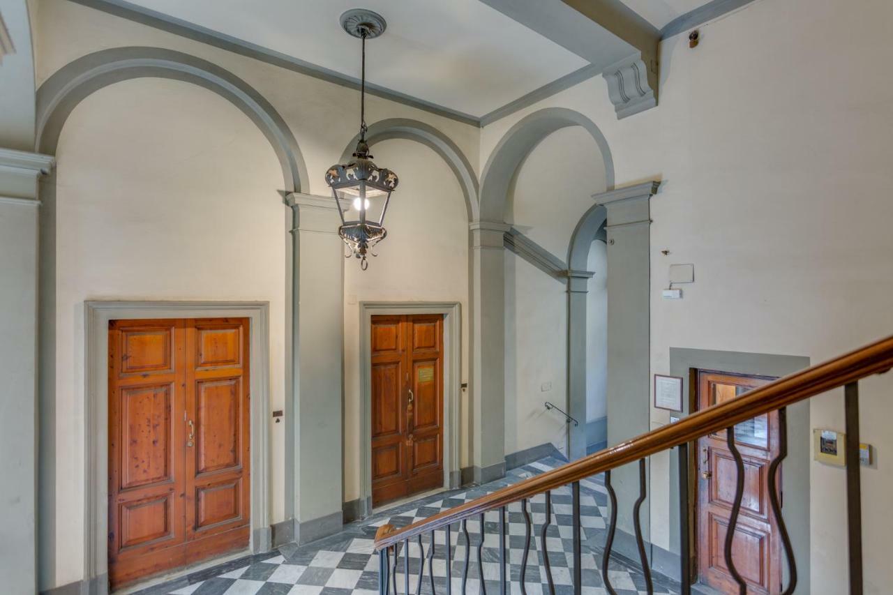 Cherubini Palace Thematic Apartment Флоренция Экстерьер фото